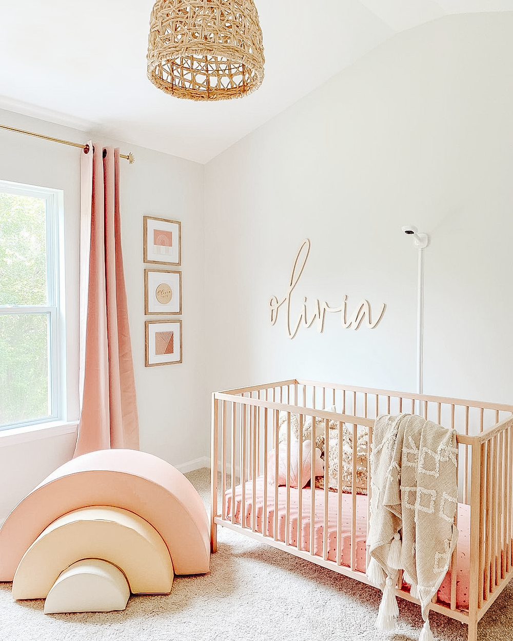 Safe Paint for Nurseries (With Pictures of the Nursery Pink Paint